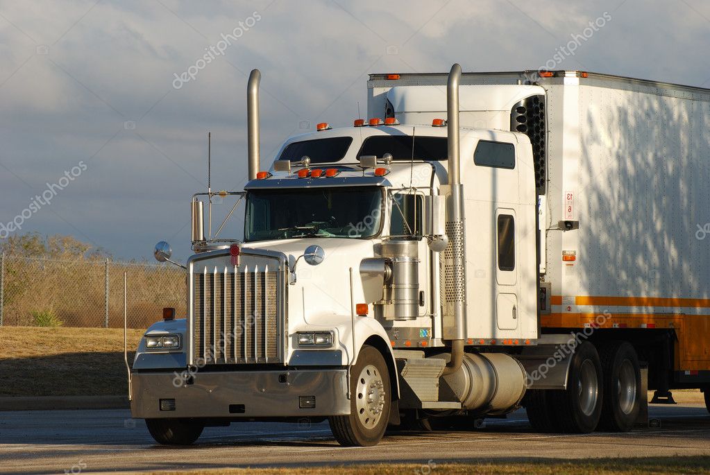 depositphotos_6394313-stock-photo-big-american-semi-truck